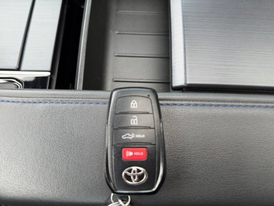 2022 Toyota Tundra Hybrid Platinum