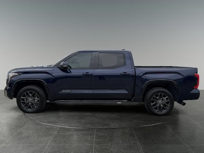 2022 Toyota Tundra Hybrid Platinum