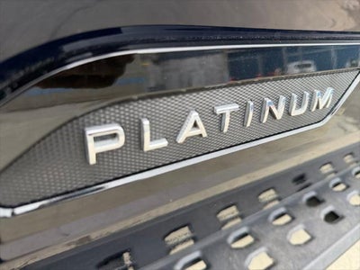 2022 Toyota Tundra Hybrid Platinum