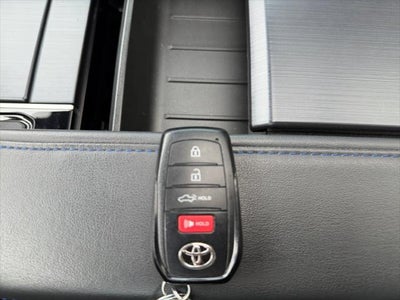 2022 Toyota Tundra Hybrid Platinum