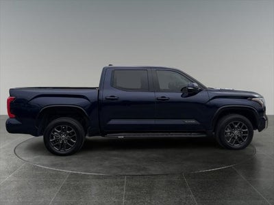 2022 Toyota Tundra Hybrid Platinum