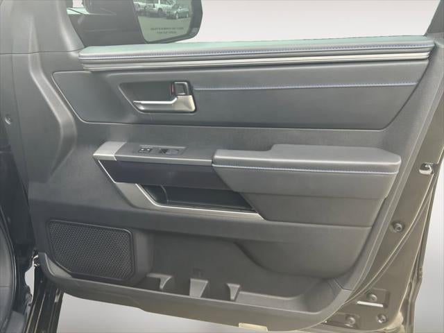 2023 Toyota Tundra Hybrid Platinum