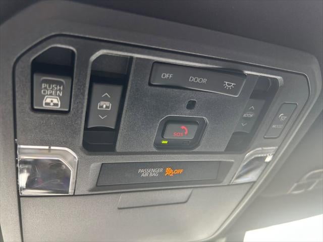 2023 Toyota Tundra Hybrid Platinum