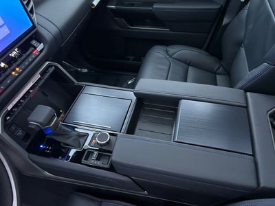 2026 Toyota Tundra i-FORCE MAX Platinum i-FORCE MAX