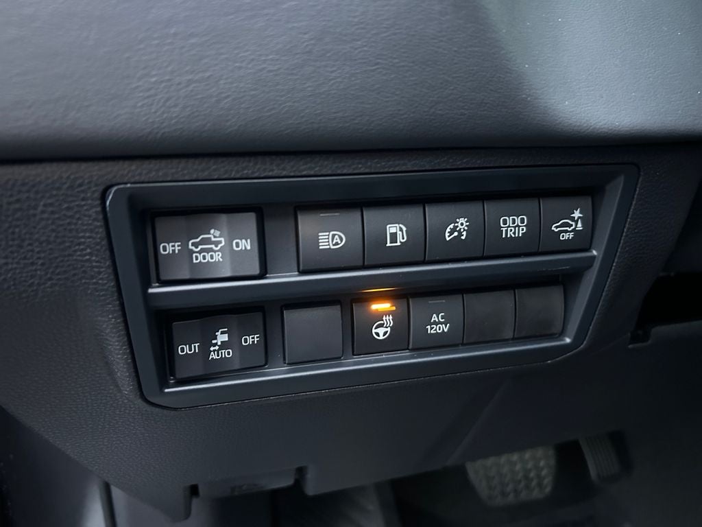 2026 Toyota Tundra i-FORCE MAX Platinum i-FORCE MAX