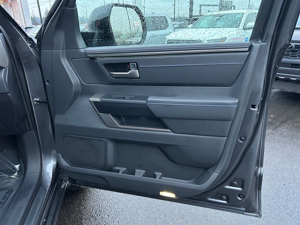 2026 Toyota Tundra i-FORCE MAX Platinum i-FORCE MAX