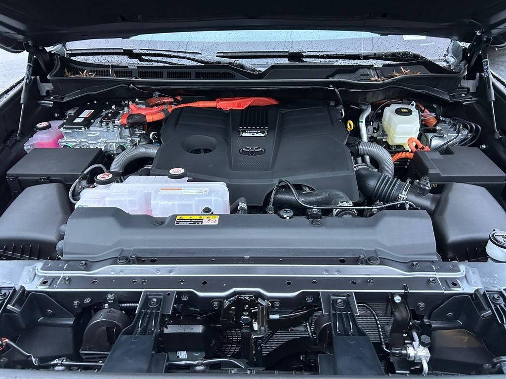 2026 Toyota Tundra i-FORCE MAX Platinum i-FORCE MAX