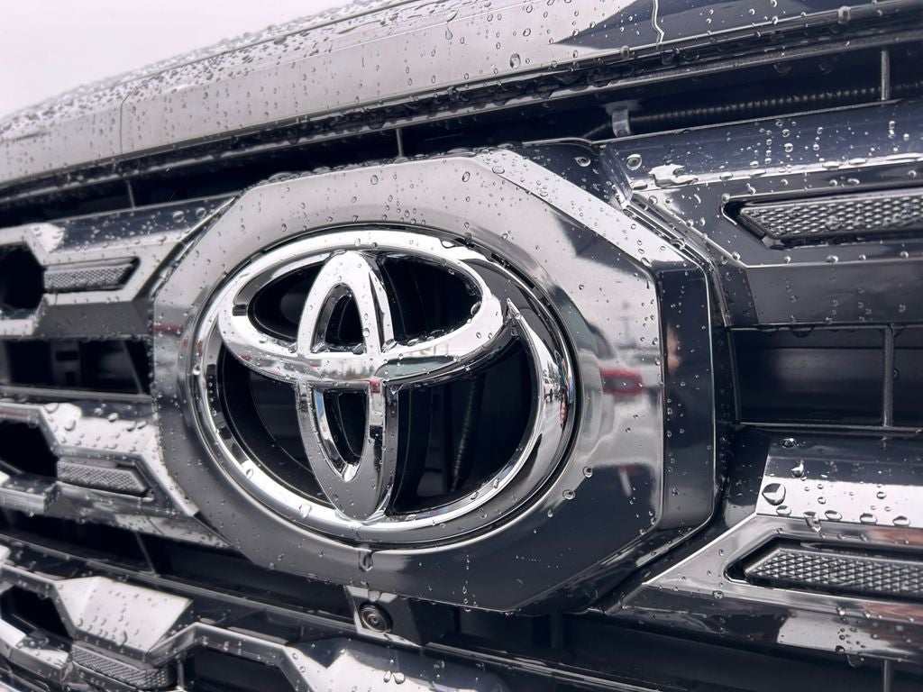 2026 Toyota Tundra i-FORCE MAX Platinum i-FORCE MAX