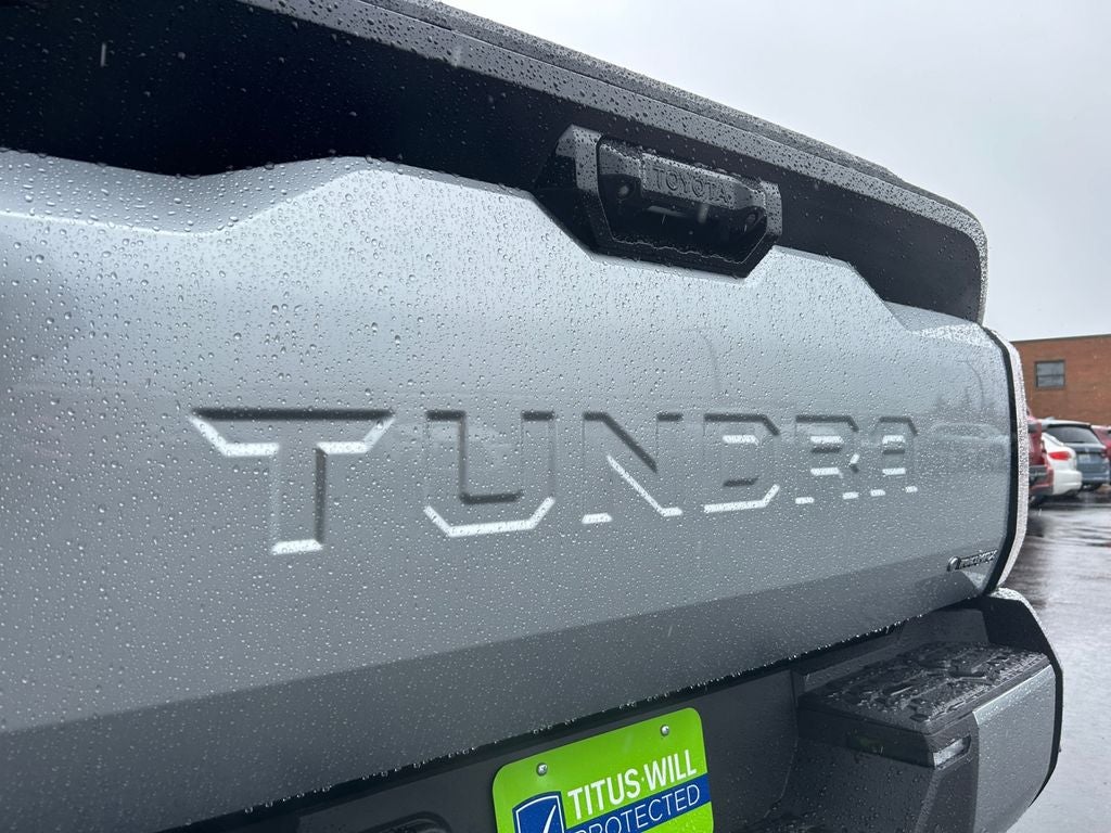 2026 Toyota Tundra i-FORCE MAX Platinum i-FORCE MAX