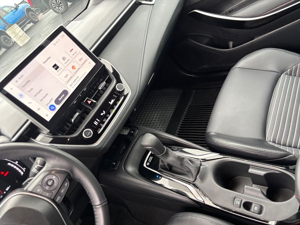 2025 Toyota COROLLA XSE