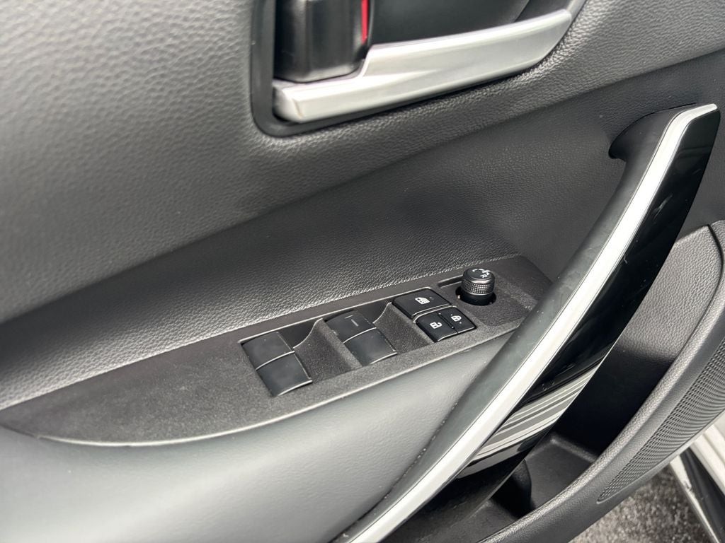 2025 Toyota COROLLA XSE