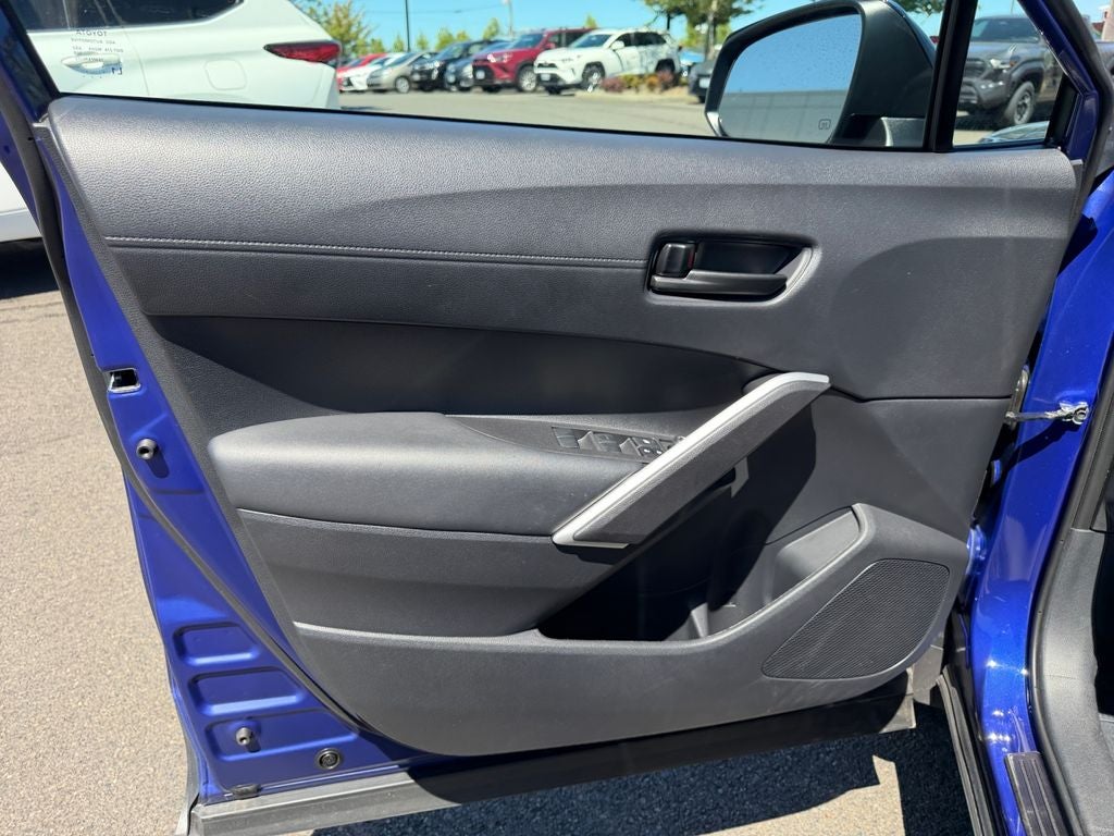 2025 Toyota Corolla Cross LE