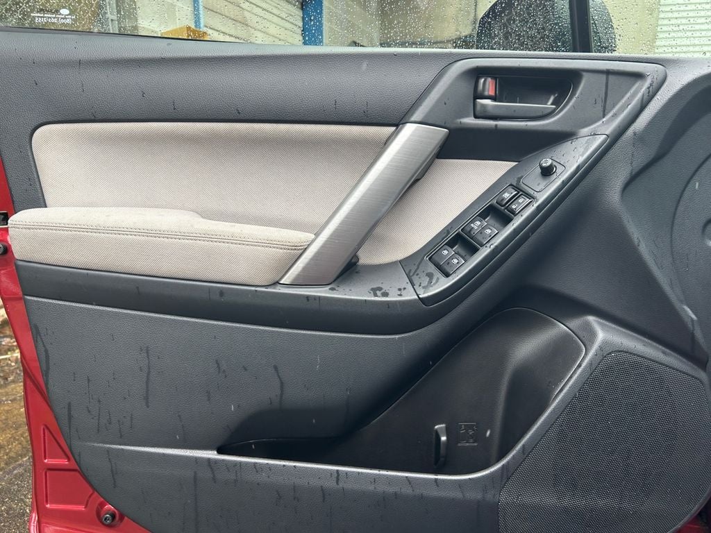 2015 Subaru Forester 2.5i