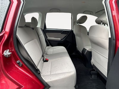 2015 Subaru Forester 2.5i