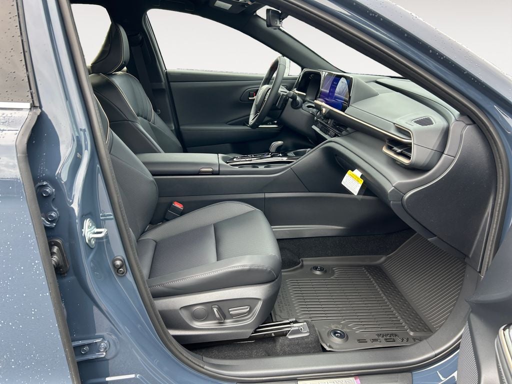 2026 Toyota Toyota Crown Signia XLE