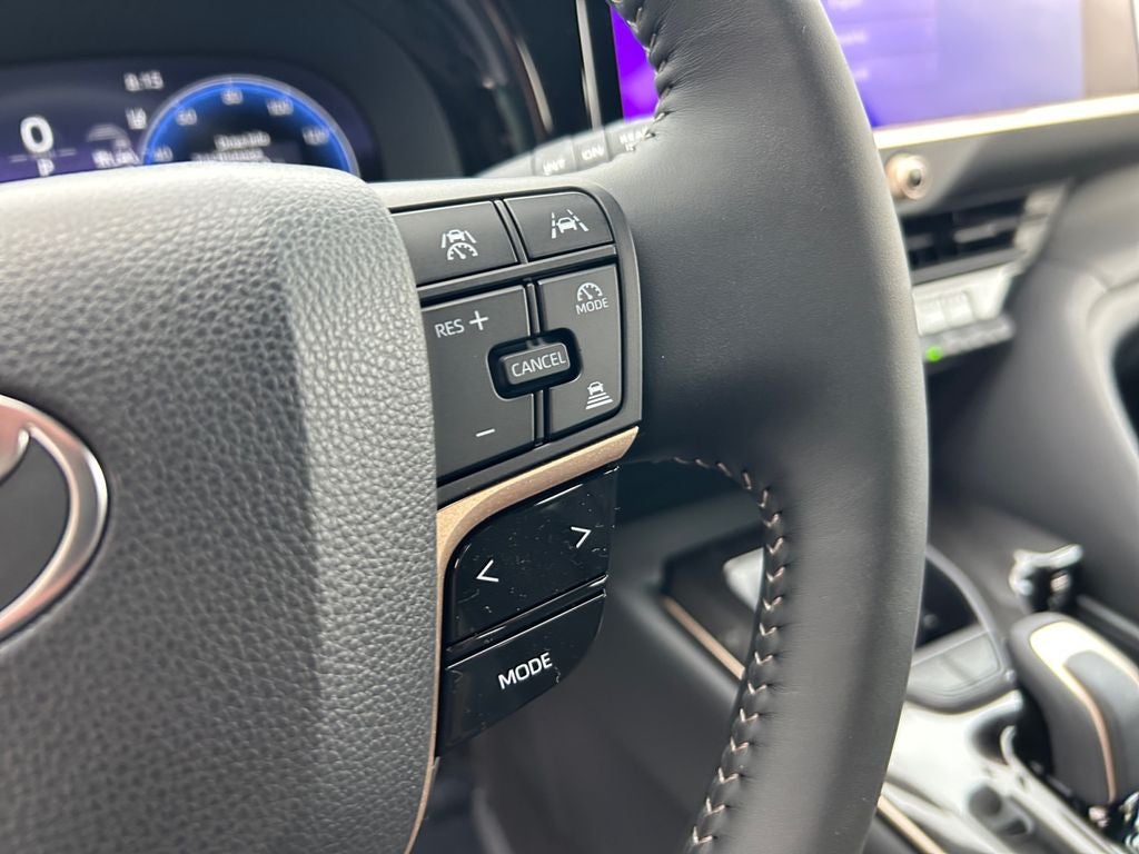 2026 Toyota Toyota Crown Signia XLE