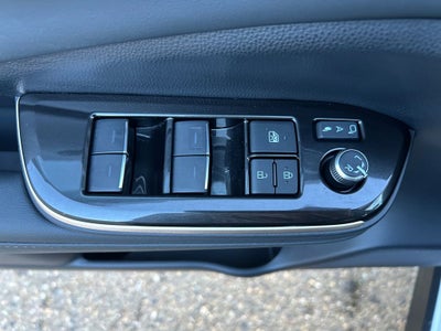 2025 Toyota Crown Signia Limited