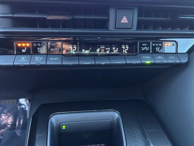 2025 Toyota Crown Signia Limited