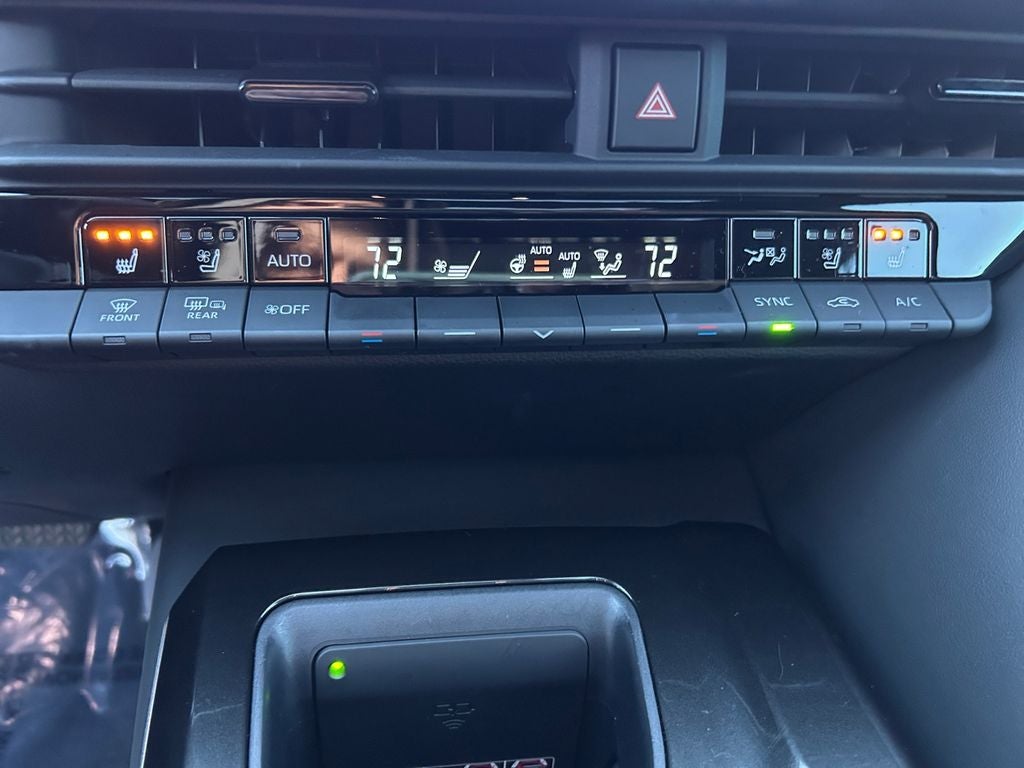 2025 Toyota Crown Signia Limited