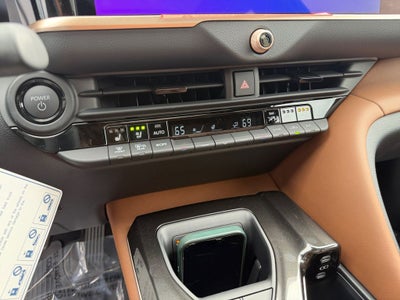 2026 Toyota Crown Signia Limited