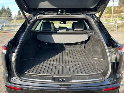 2025 Toyota CROWN SIGNIA XLE Certified