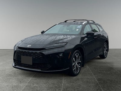 2025 Toyota CROWN SIGNIA XLE