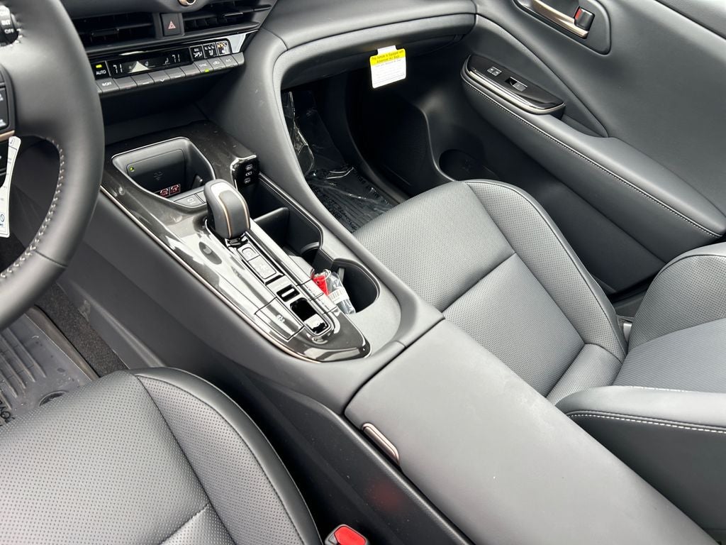 2026 Toyota Toyota Crown Signia Limited