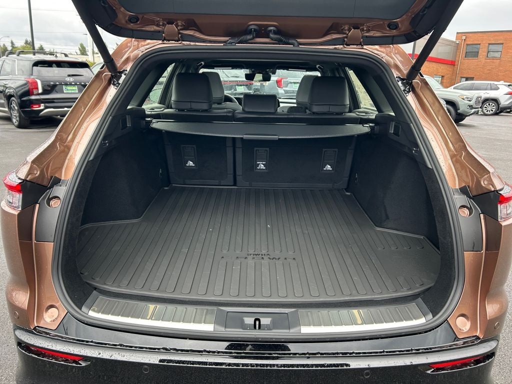 2026 Toyota Toyota Crown Signia Limited