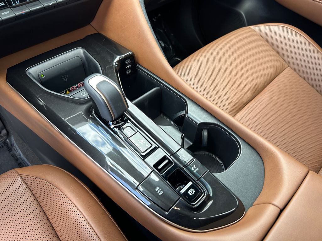 2025 Toyota Toyota Crown Signia Limited