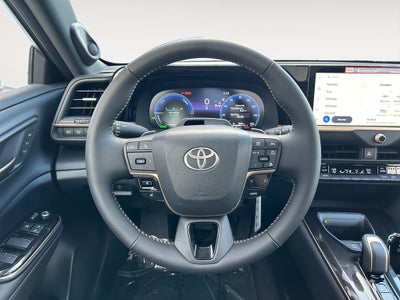 2025 Toyota Toyota Crown Signia Limited