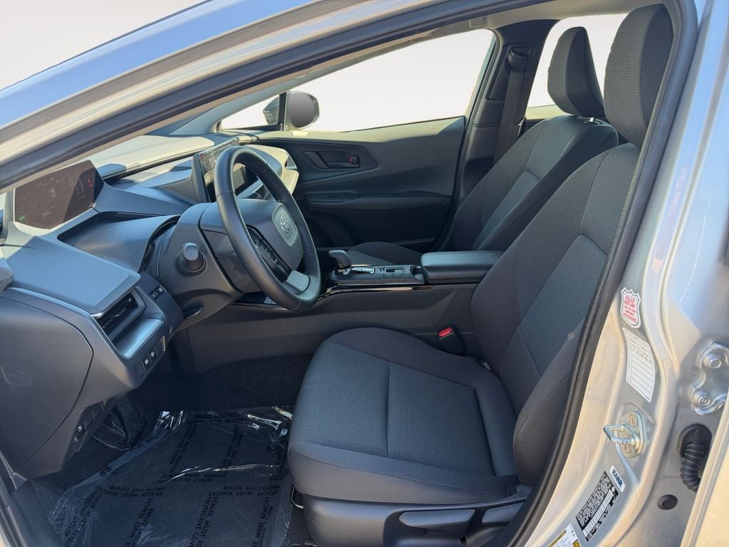 2025 Toyota Prius LE