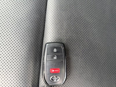 2023 Toyota Prius XLE