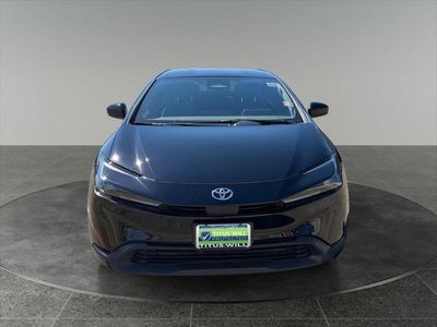 2025 Toyota Prius LE