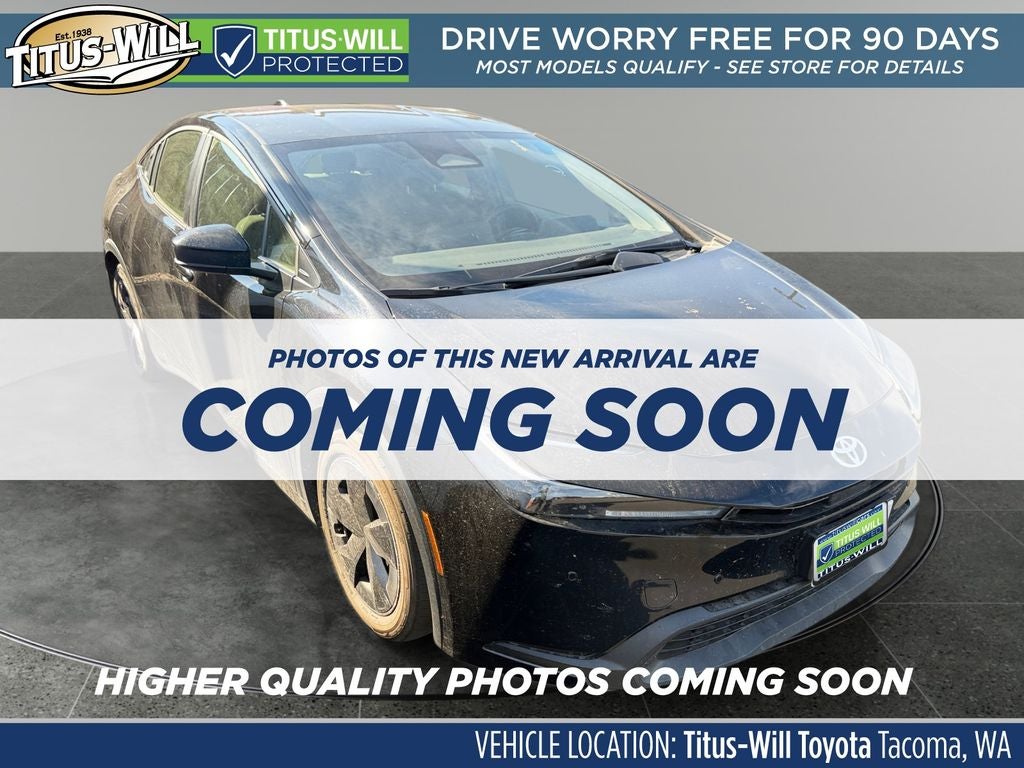 2025 Toyota Prius LE