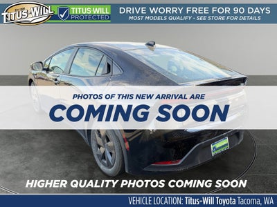 2025 Toyota Prius LE