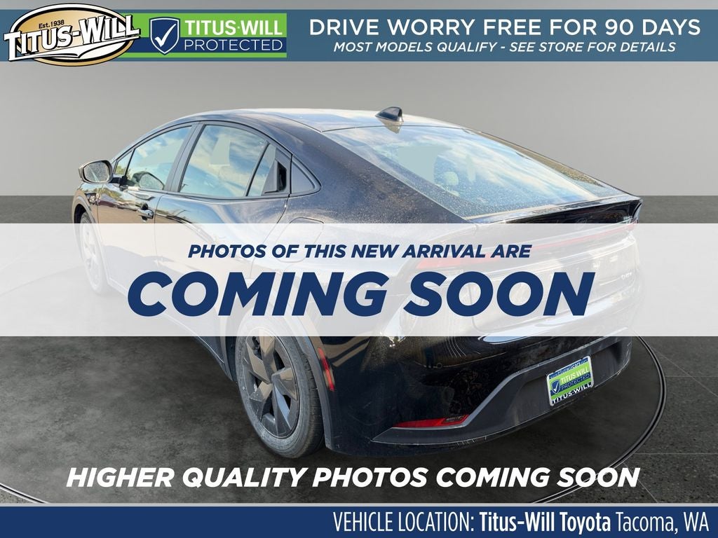 2025 Toyota Prius LE