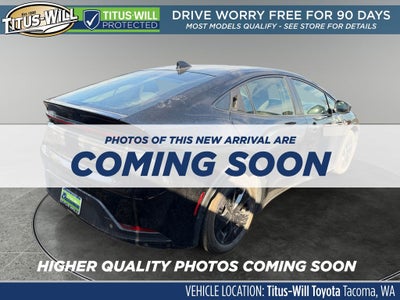 2025 Toyota Prius LE