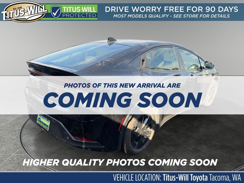 2025 Toyota Prius LE