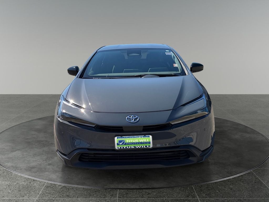 2025 Toyota Prius LE