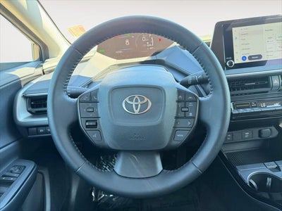 2025 Toyota Prius LE