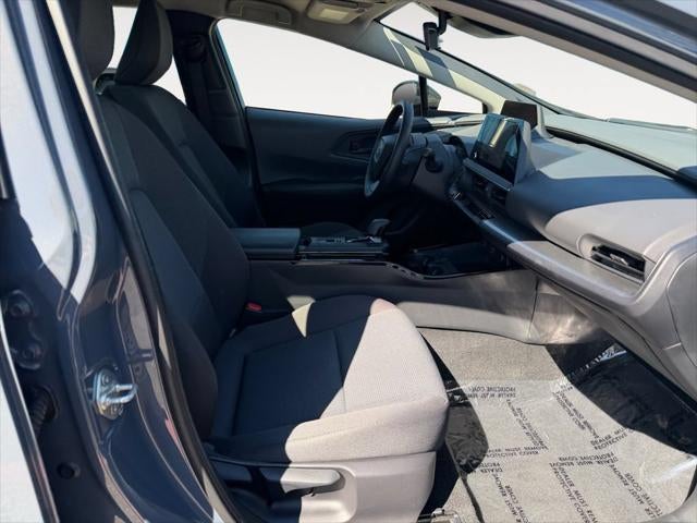 2025 Toyota Prius LE