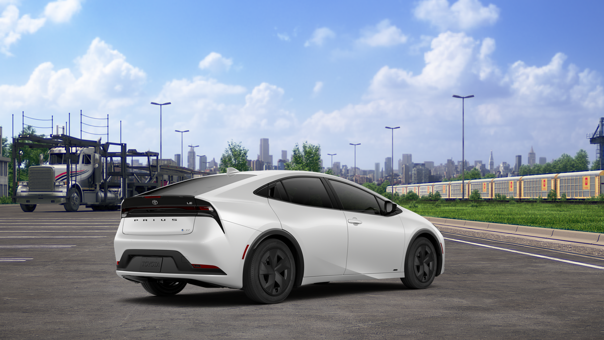 2027 Toyota Prius LE AWD
