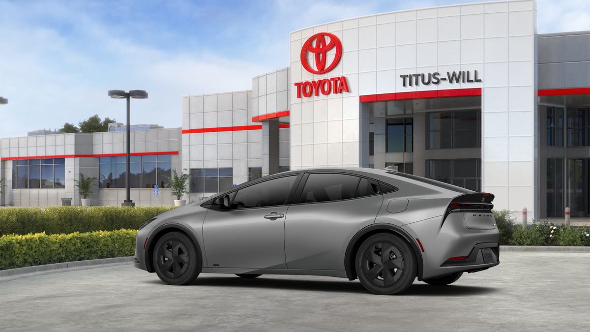2027 Toyota Prius LE AWD
