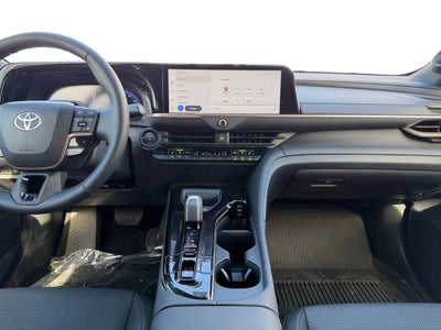 2026 Toyota Crown Platinum