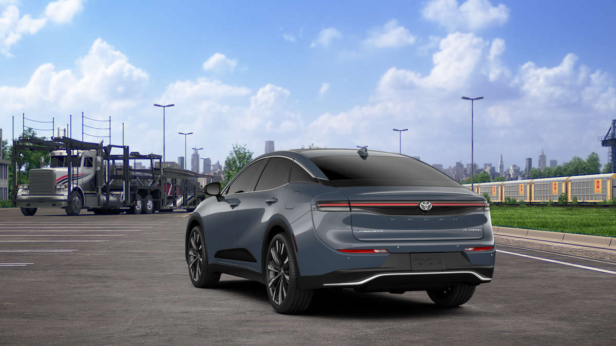2026 Toyota Crown Platinum