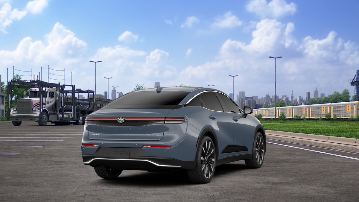 2026 Toyota Crown Platinum