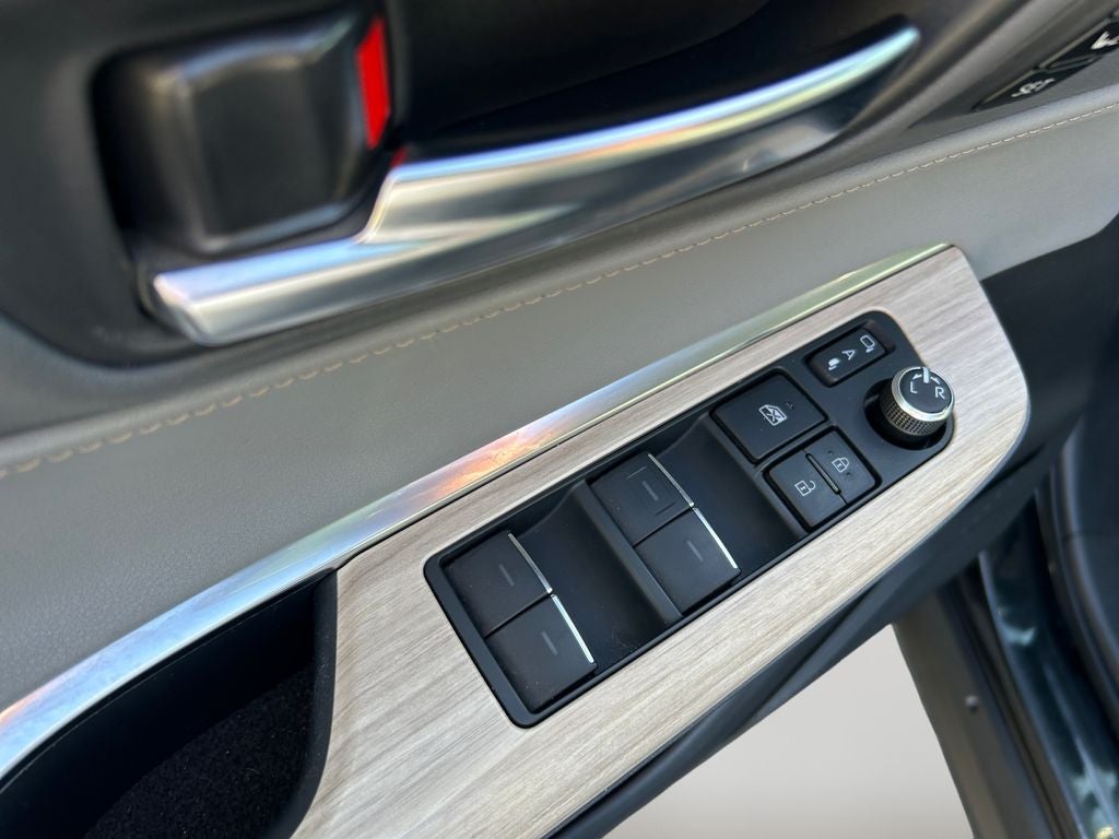 2021 Toyota Venza XLE XLE