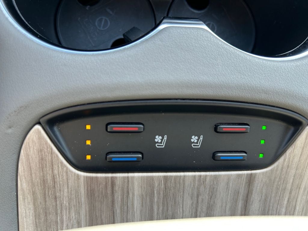 2021 Toyota Venza XLE XLE