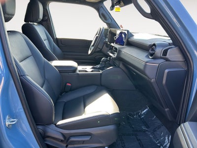 2025 Toyota LAND CRUISER 4WD (Natl)