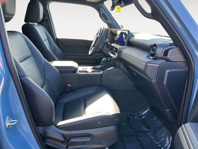 2025 Toyota LAND CRUISER 4WD (Natl)